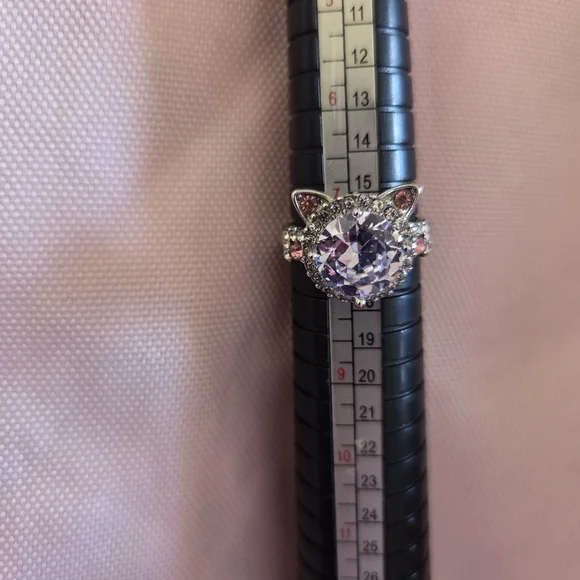 Claire's Silver Geometric Ring with Polished Finish - Picture 1 of 3